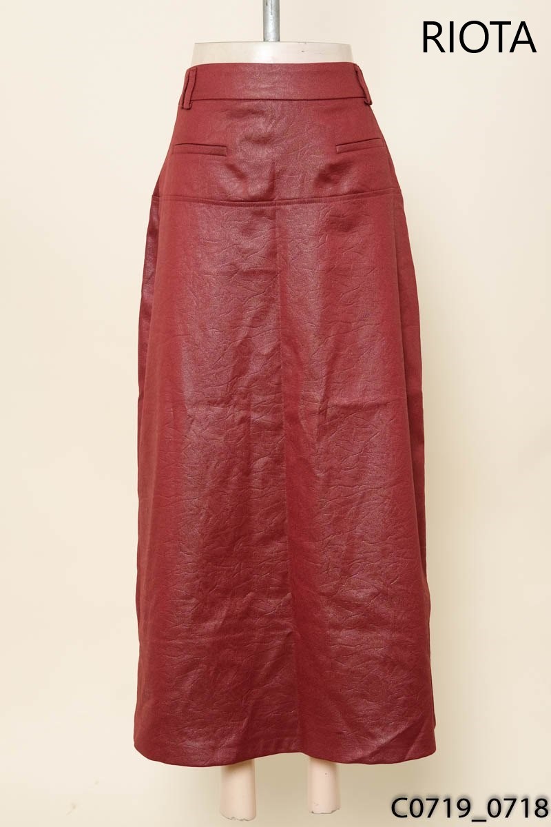 RIOTA-Chân váy đỏ New Tags