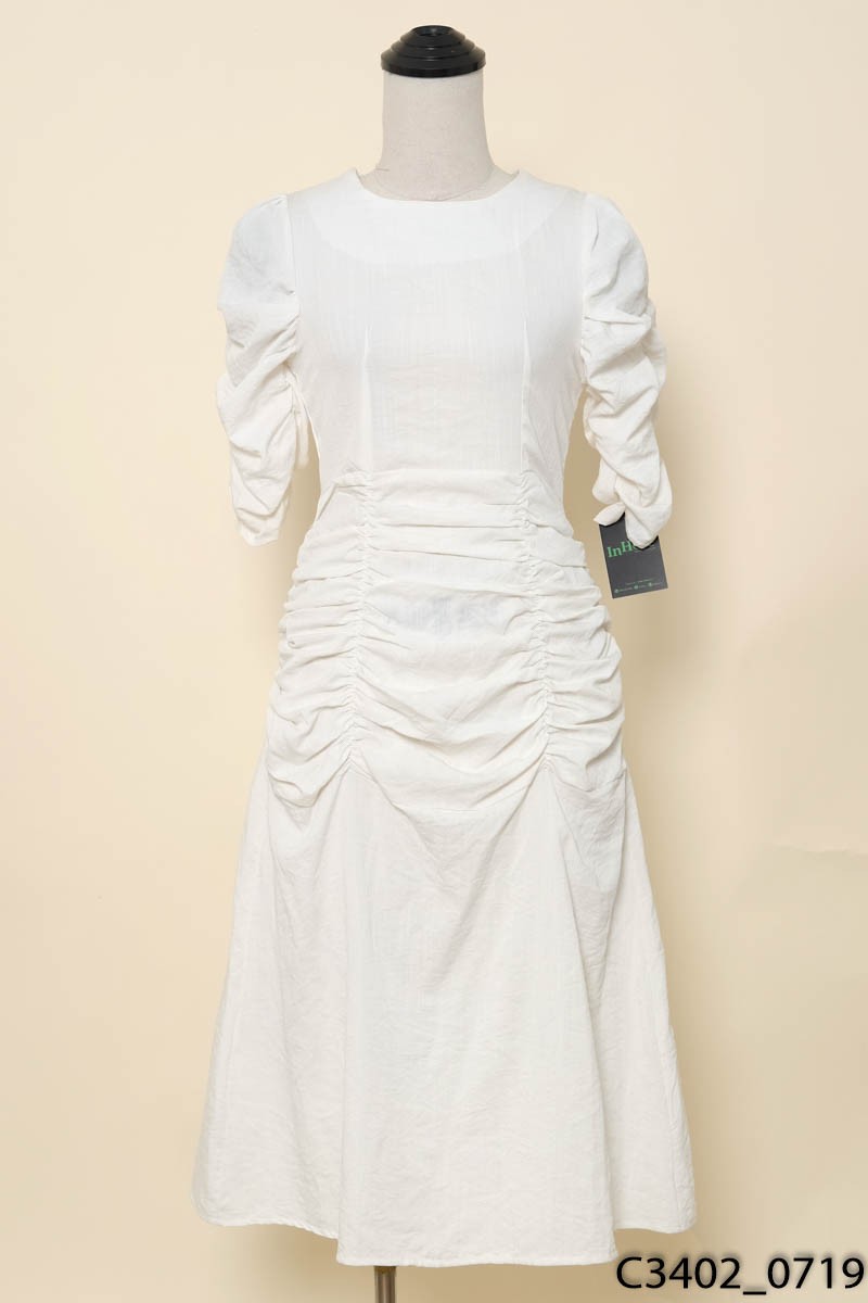 Đầm trắng nhún hông New Tags