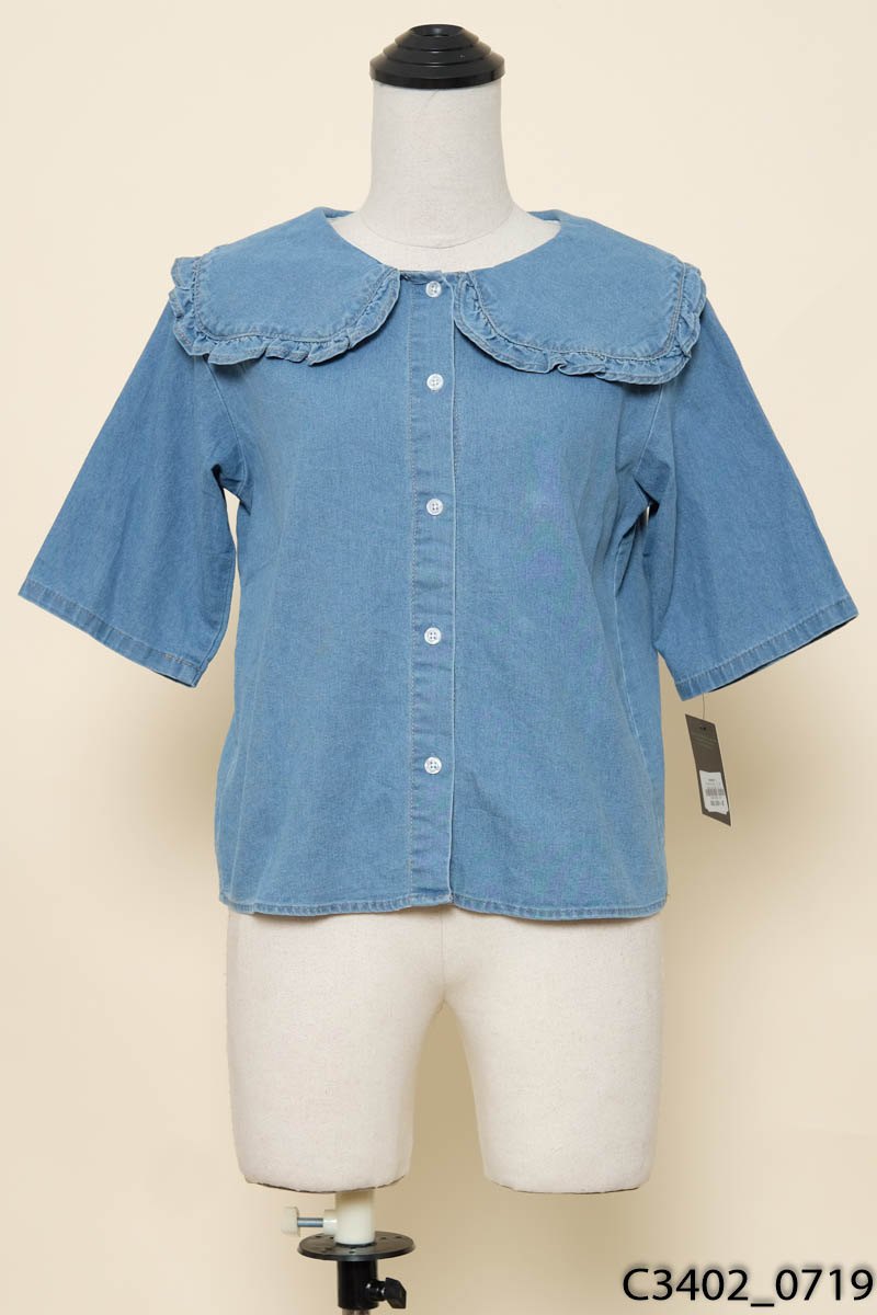 Áo jeans xanh bèo cổ