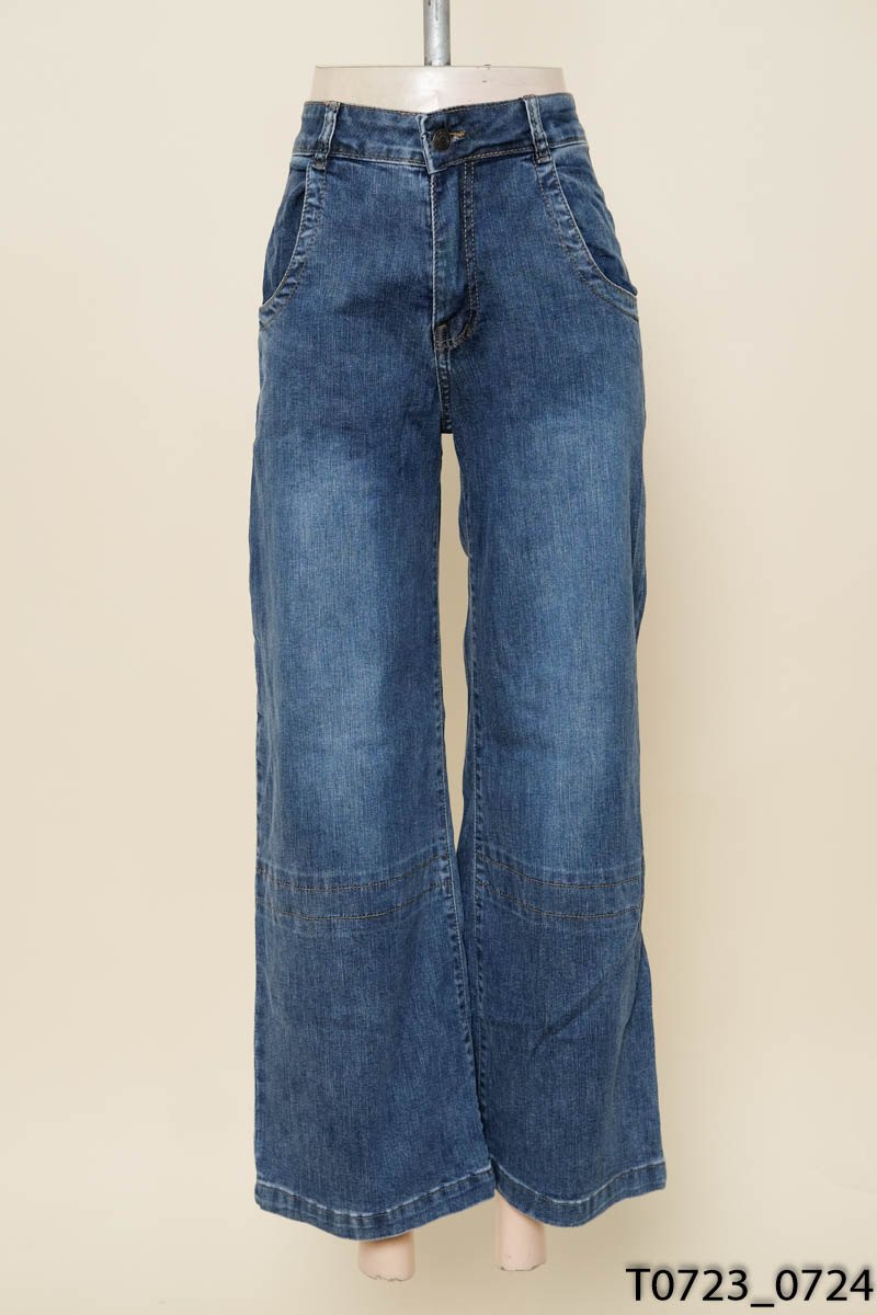 Quần jeans xanh ống đứng chỉ vàng