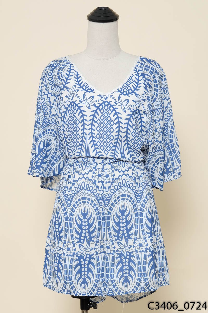 Jumpsuits trắng họa tiết xanh