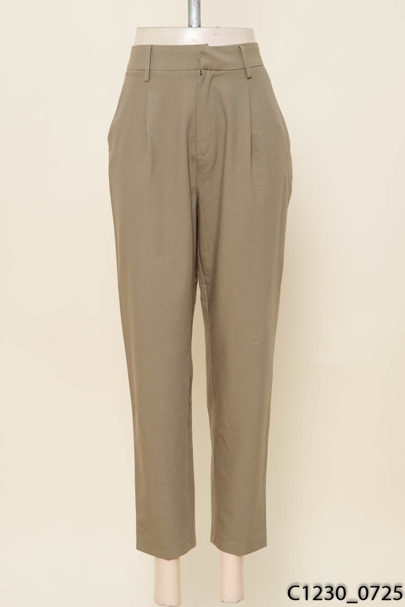 Quần baggy rêu
