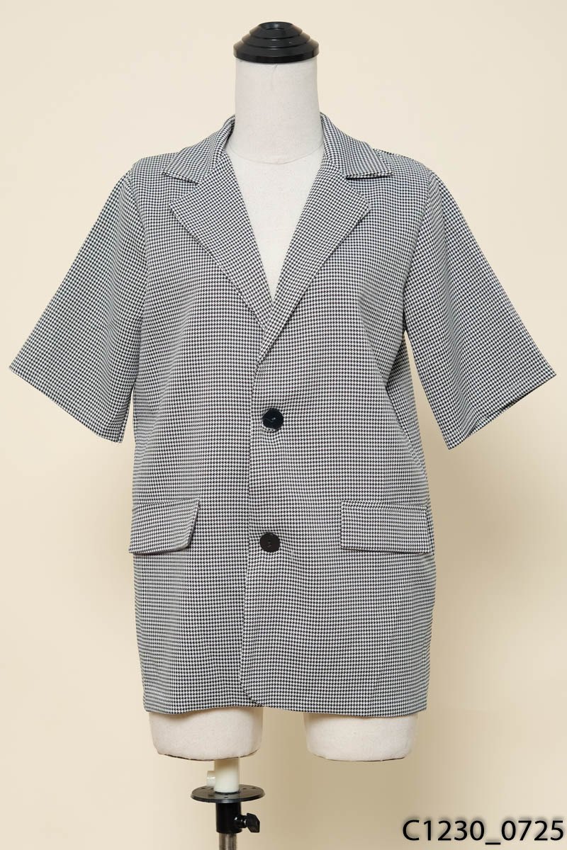 Áo khoác vest kẻ đen trắng