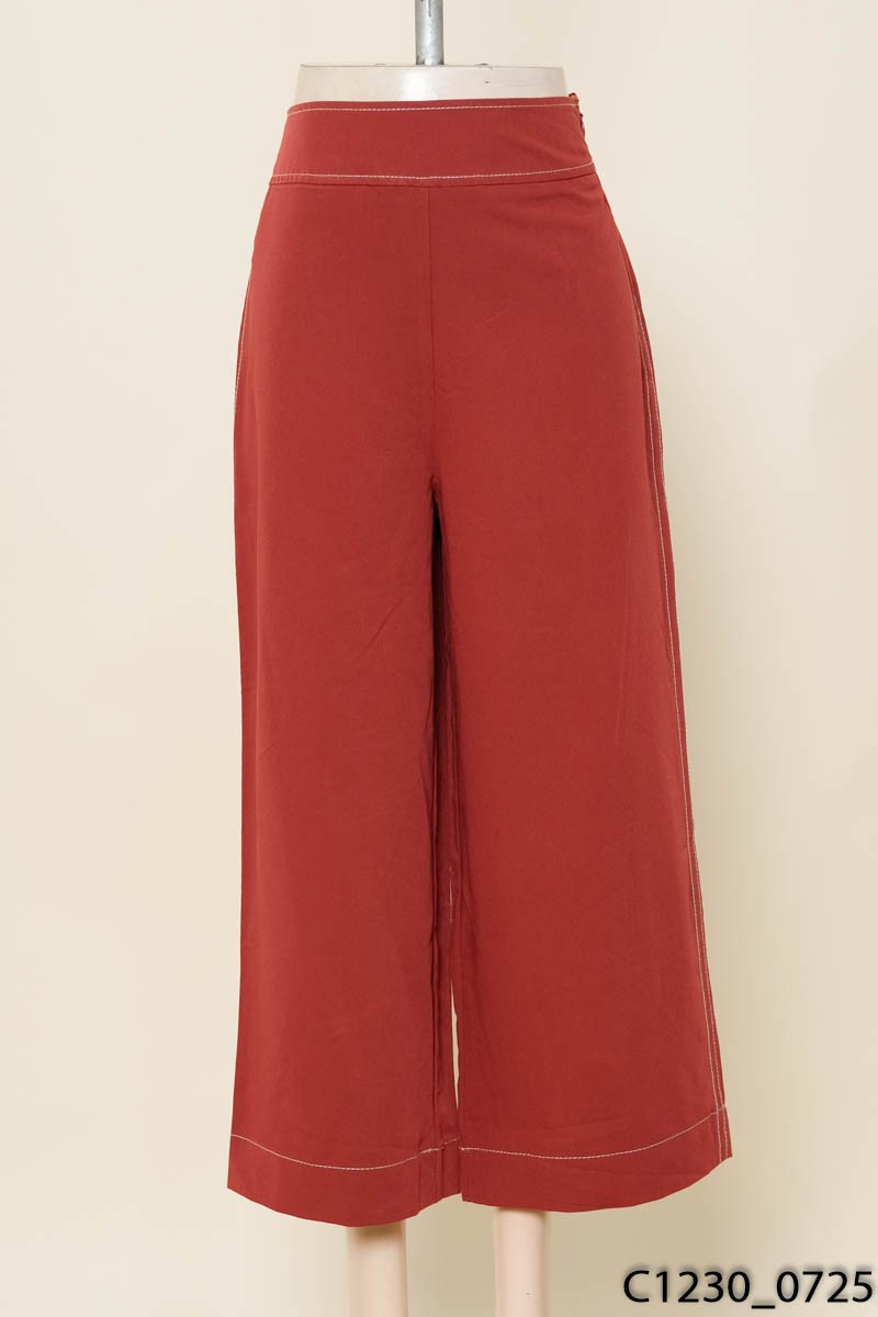 Quần đỏ ống rộng Forever 21