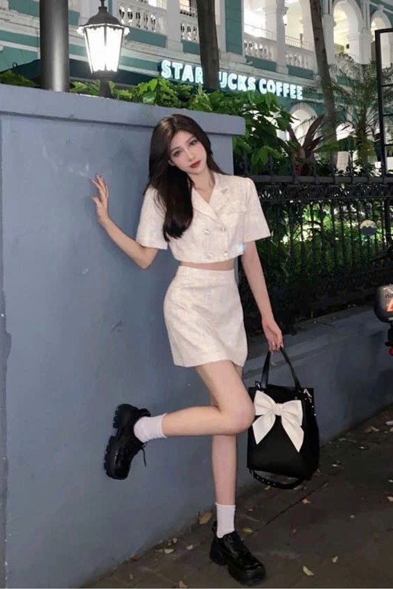 Set áo+ chân váy vàng hồng