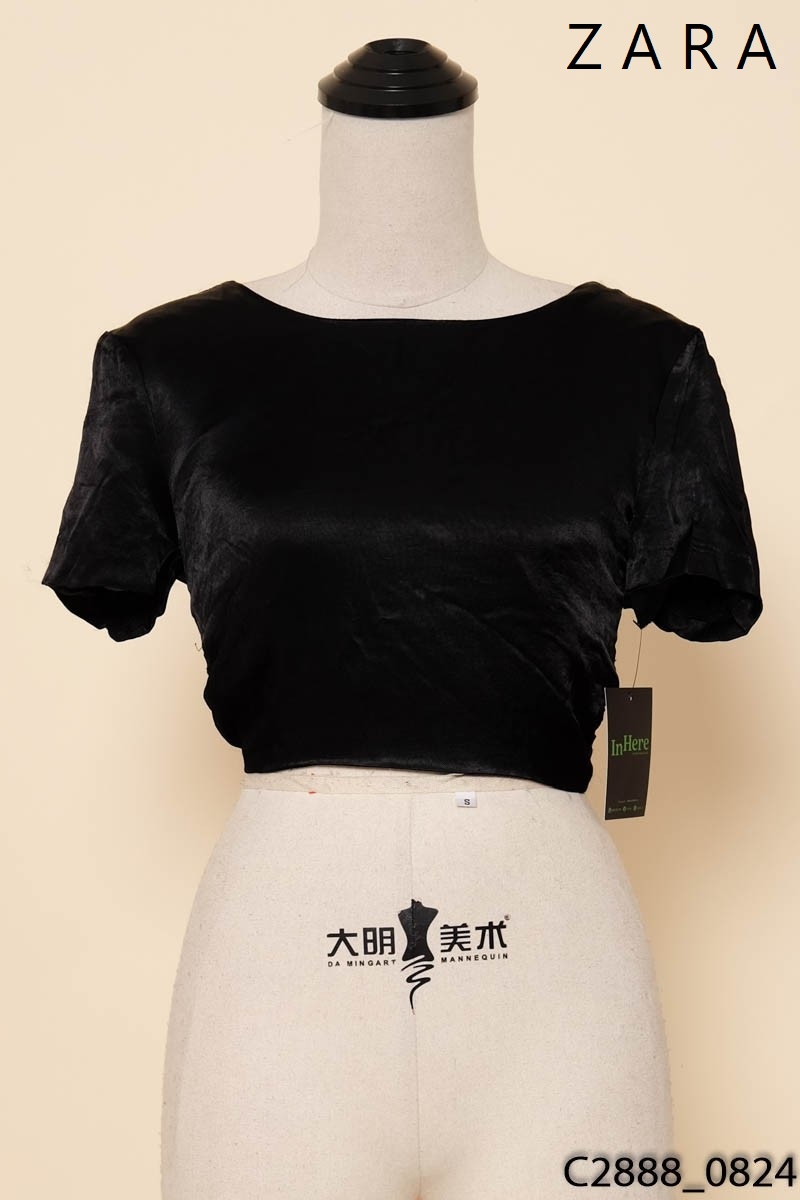 Áo đen đan dây lưng Zara