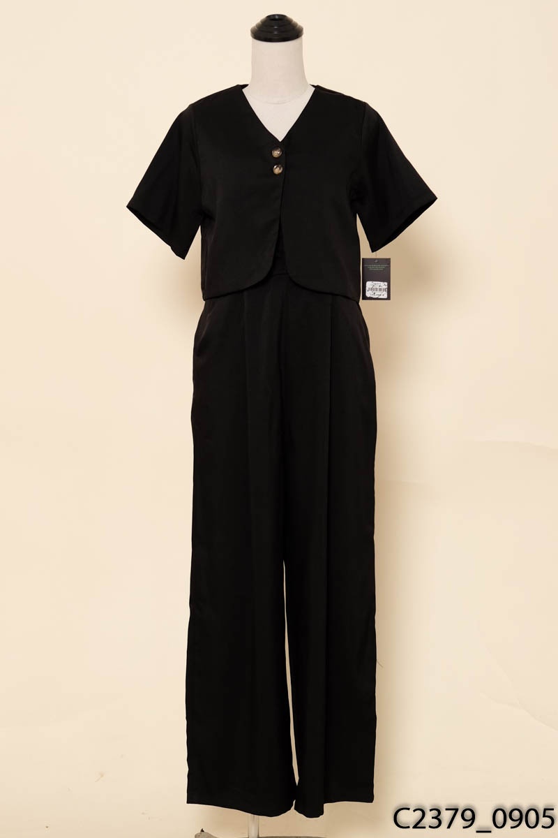 Set jumpsuits đen+áo khoác