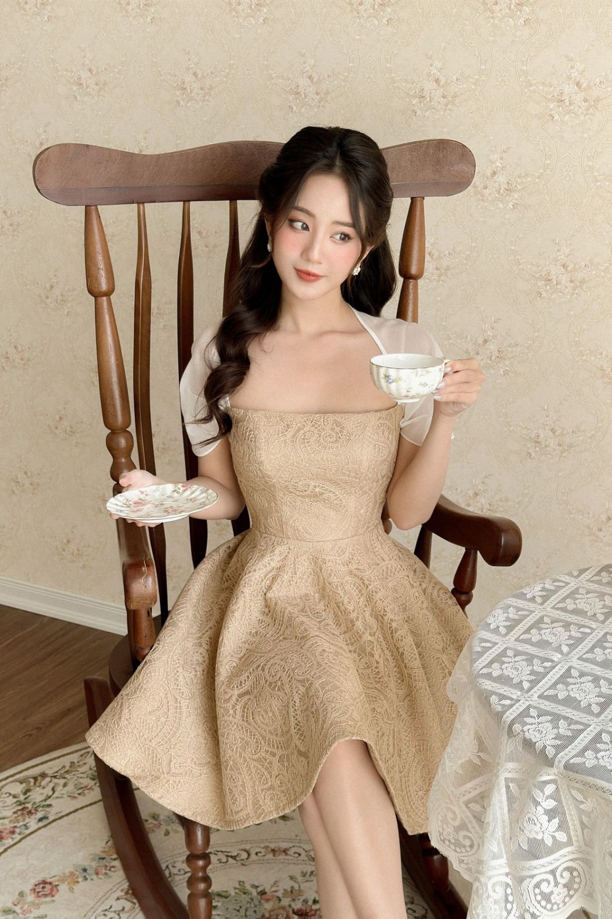 DAPHNEÉ-Đầm nâu phối lưới