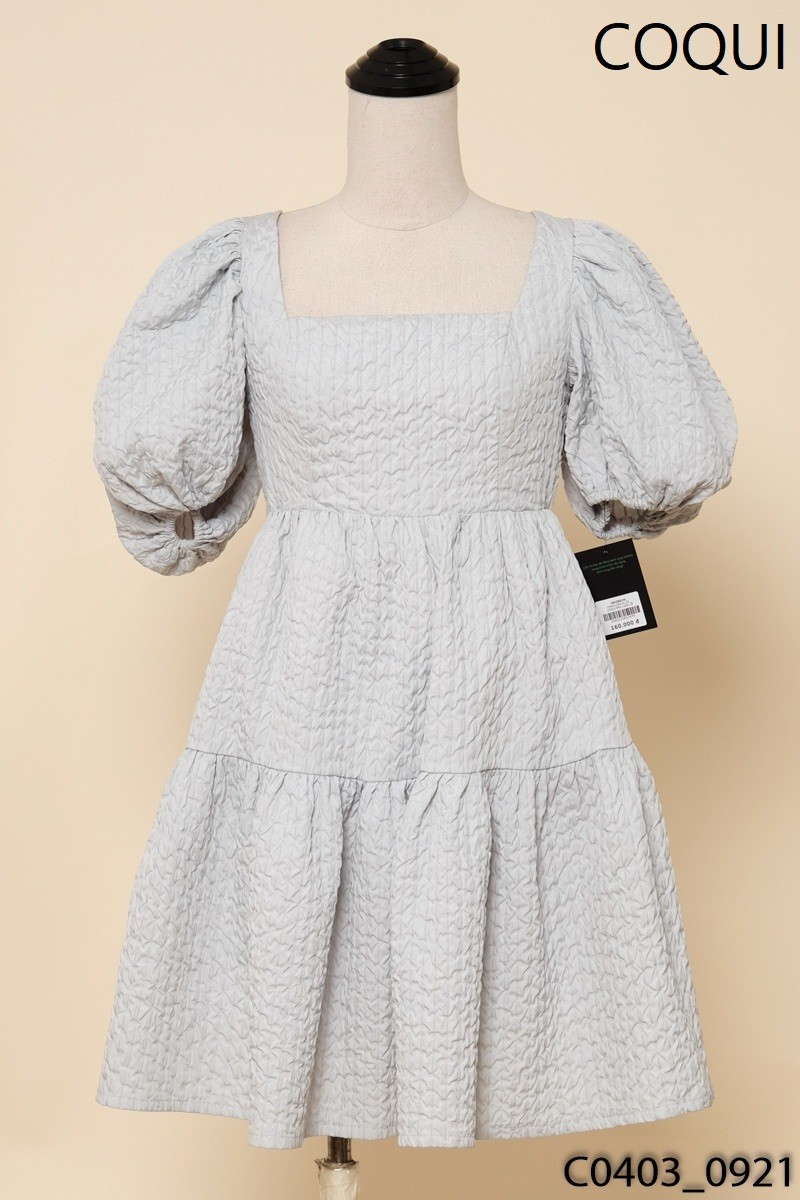 COQUI-Đầm xanh cổ vuông