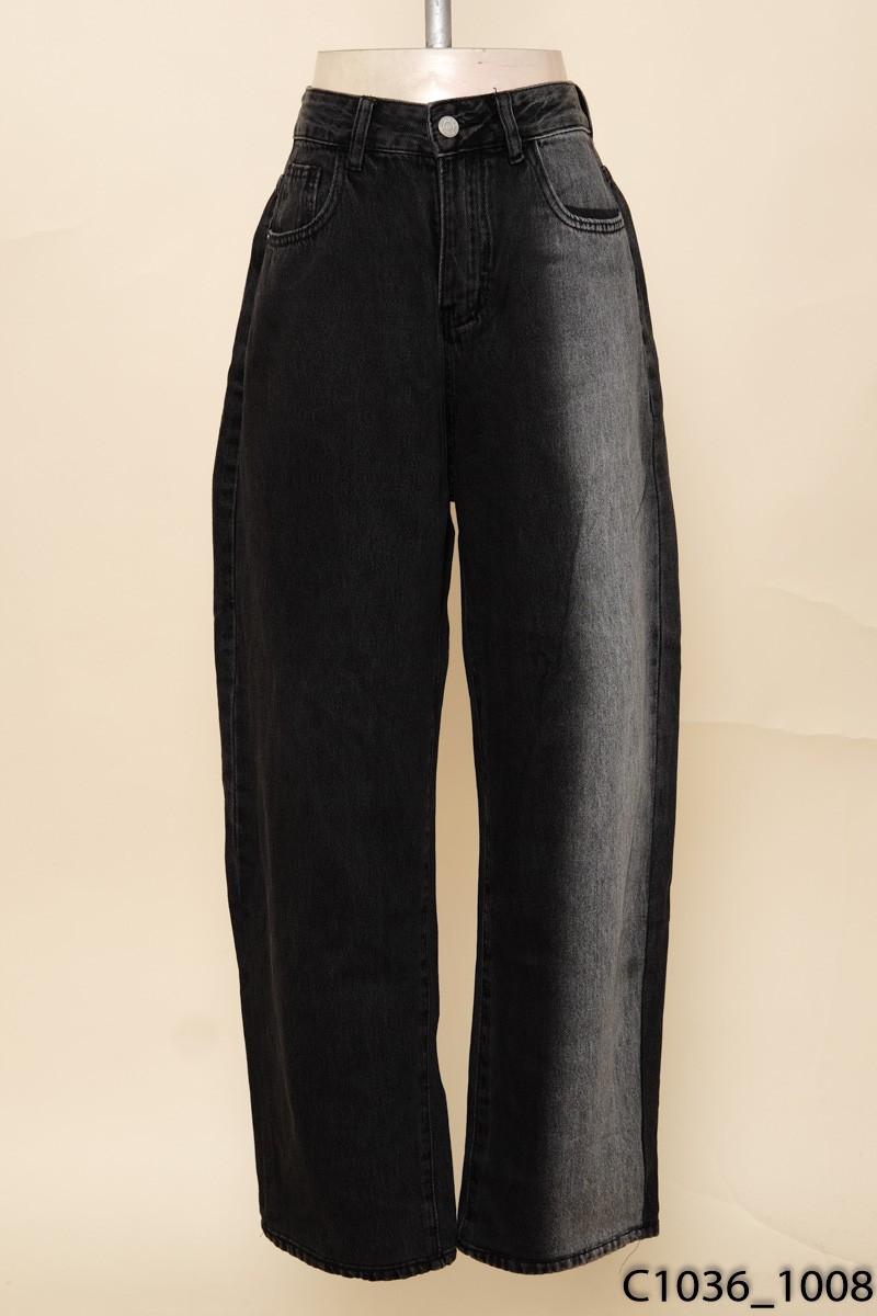 Quần jeans đen ống đứng