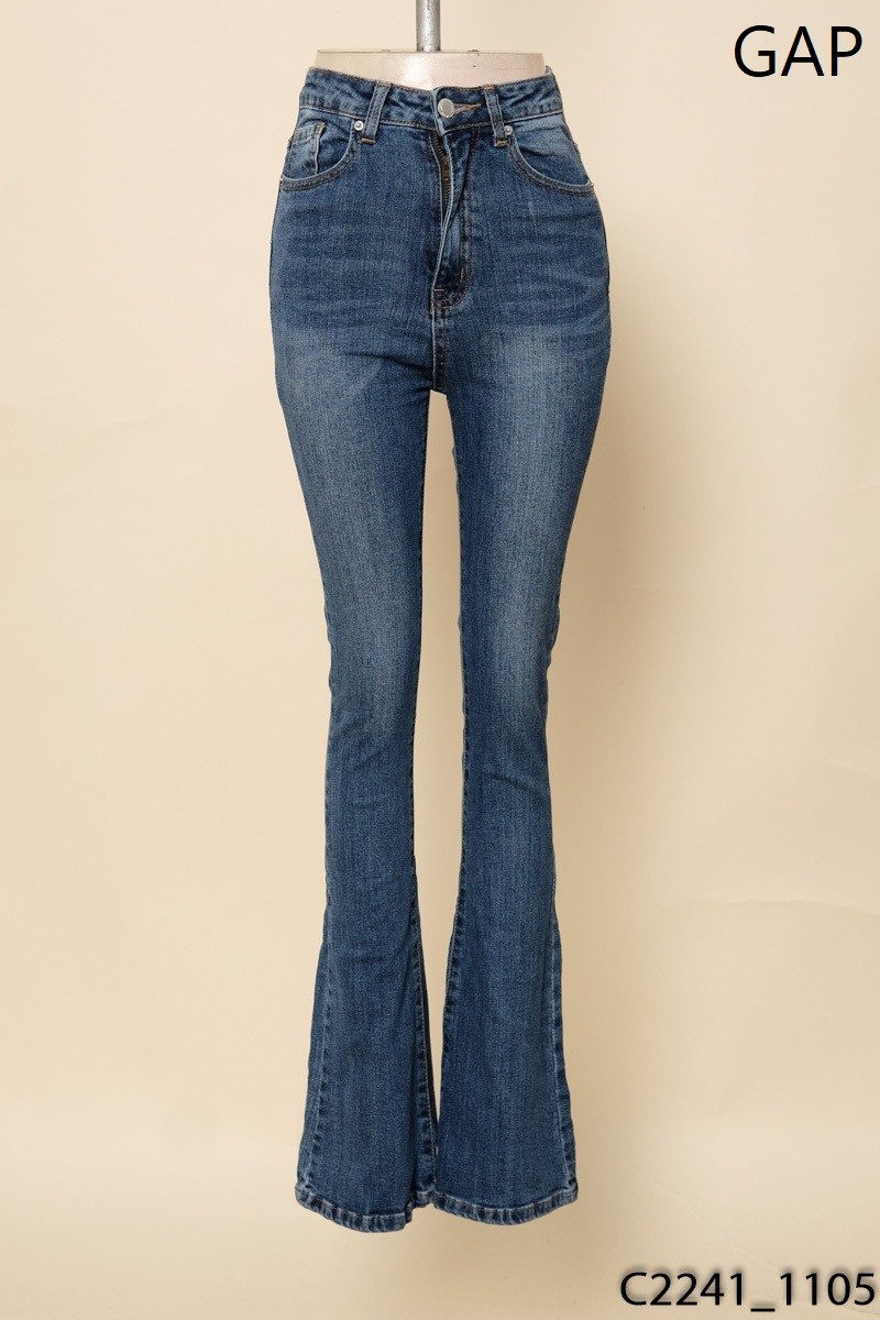 Quần jeans xanh ống loe GAP