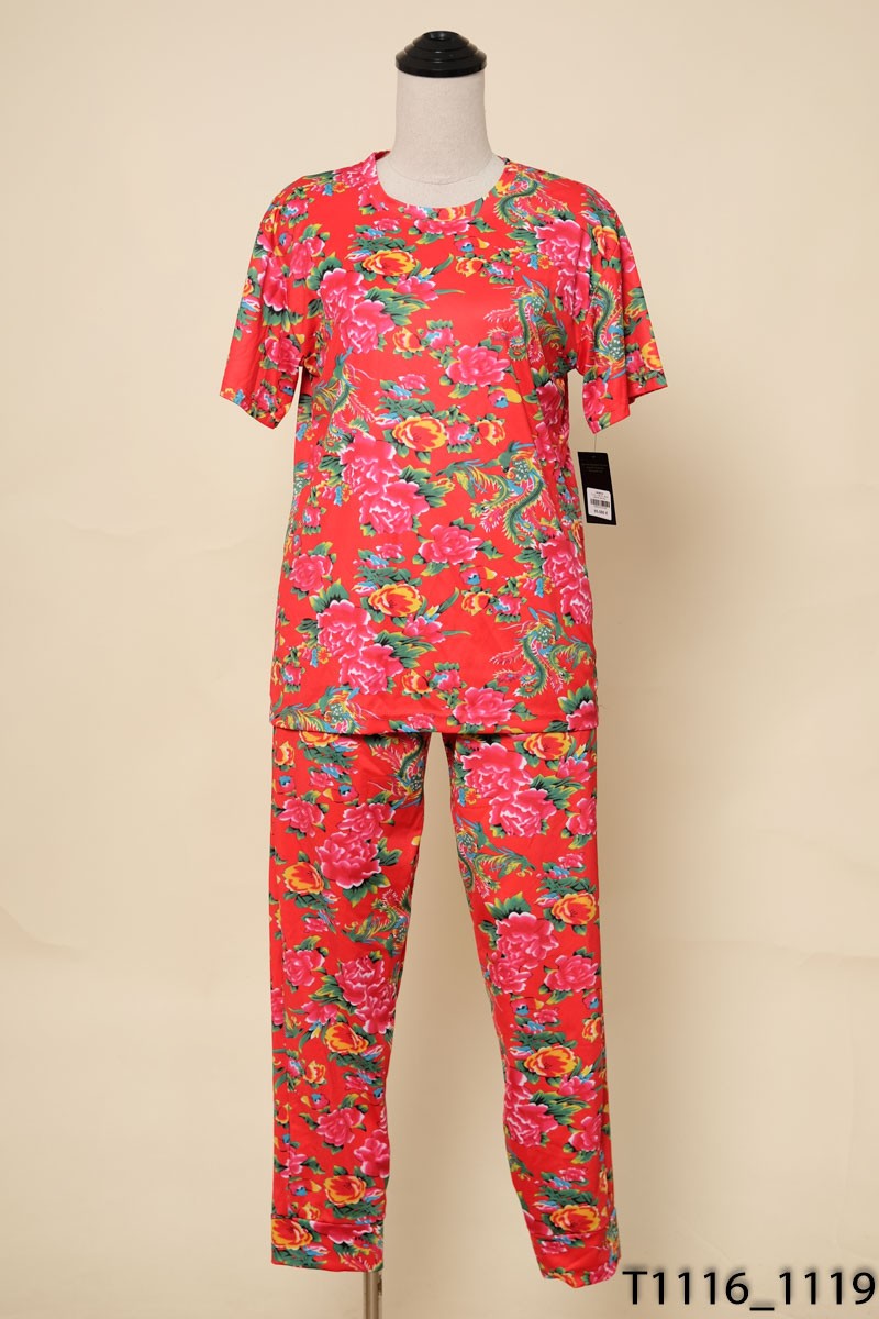 Set áo quần đỏ hoa công