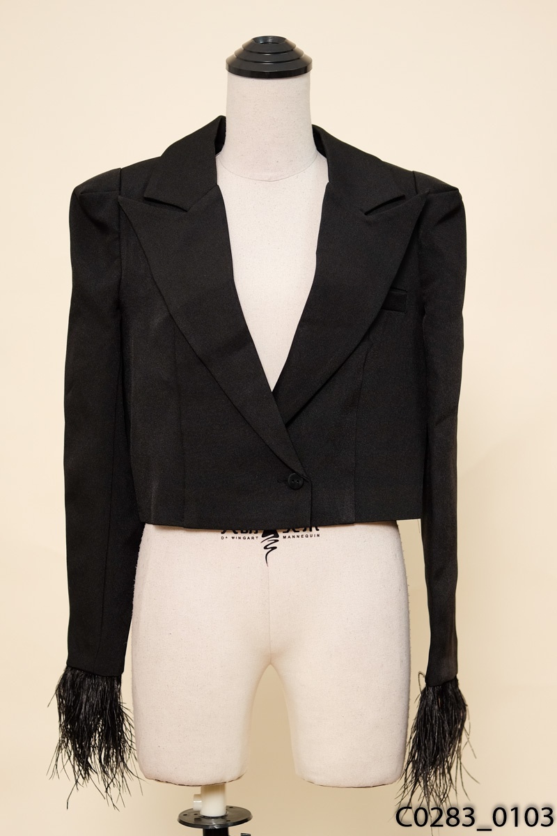 LINHHOANG-Áo khoác vest croptop đen