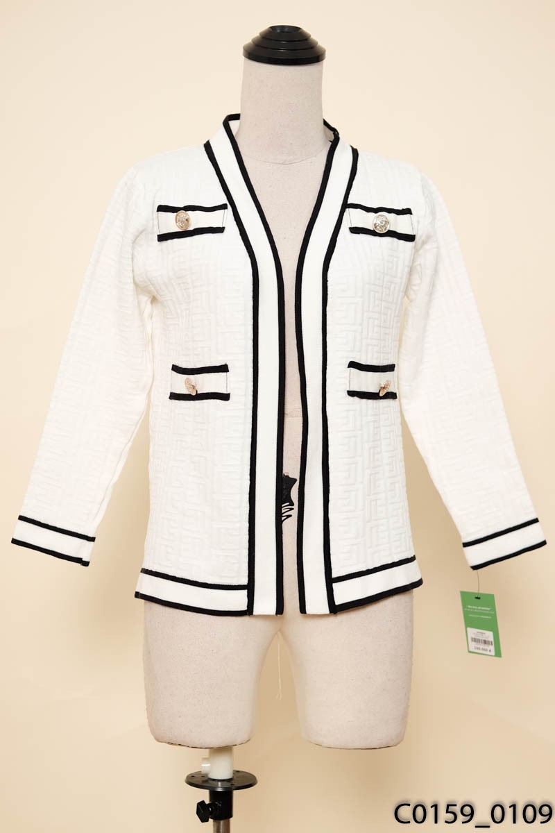Áo cardigan len trắng viền đen