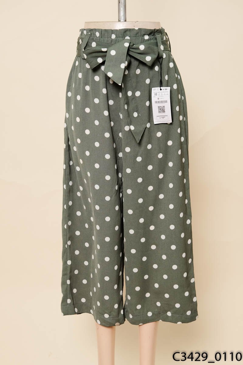 Quần xanh chấm bi New Tags