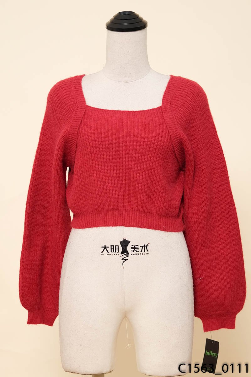 Áo len đỏ croptop
