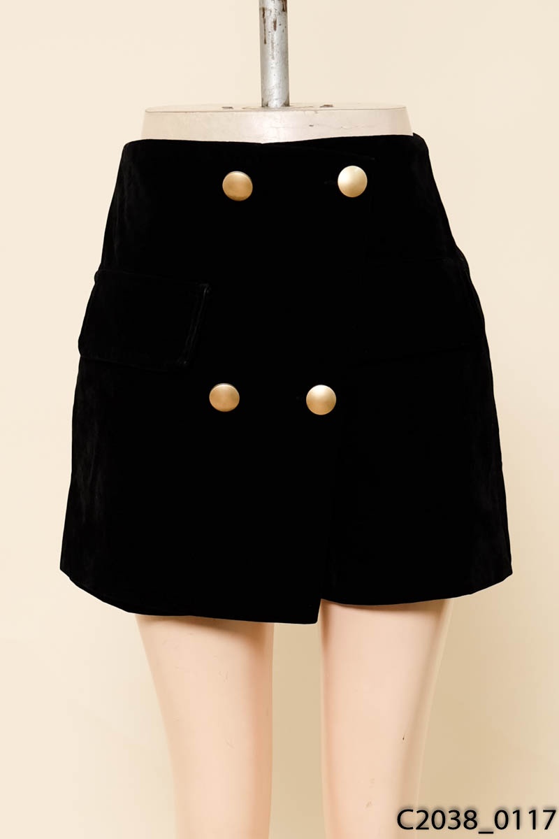 Quần shorts nhung đen