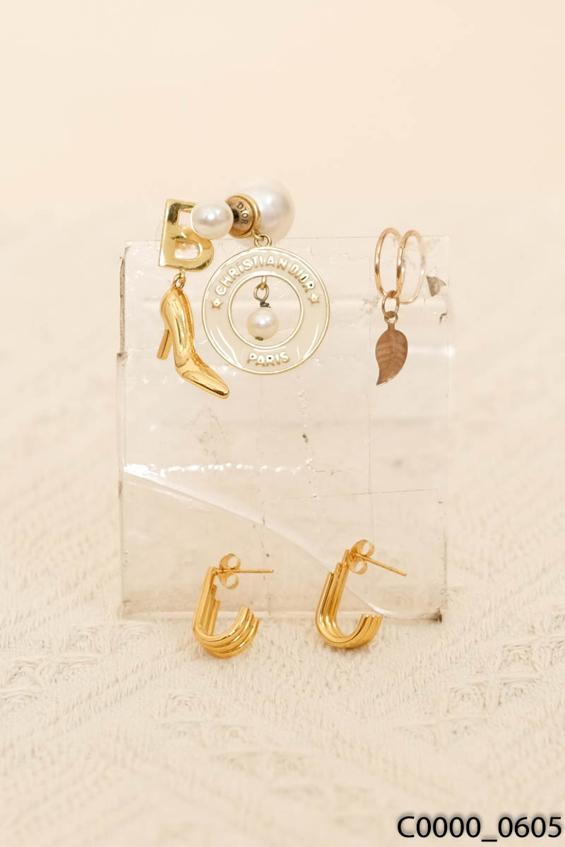 Set 2 đôi bông tai vàng + kẹp vành /NEW