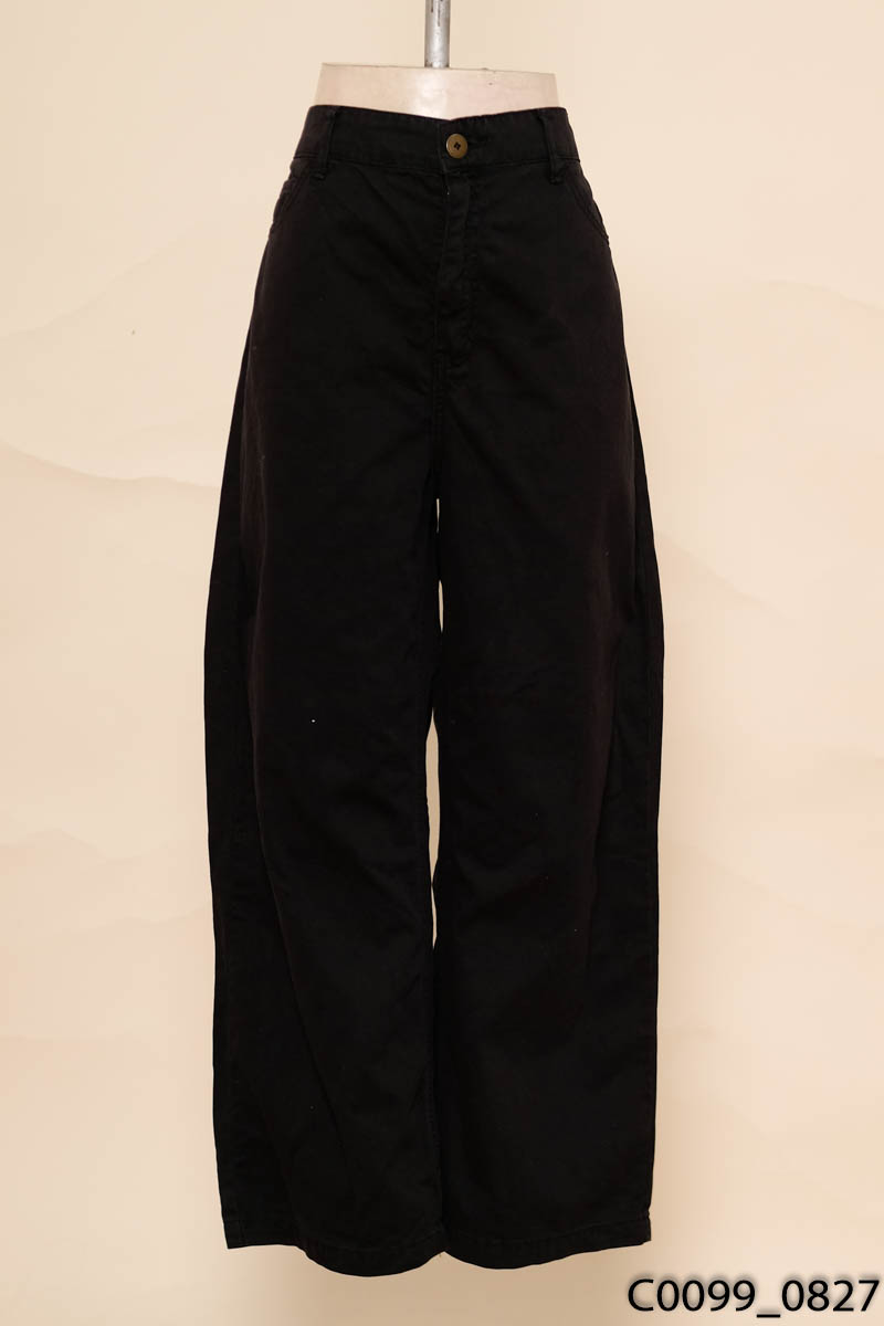 Quần kaki đen ống rộng
