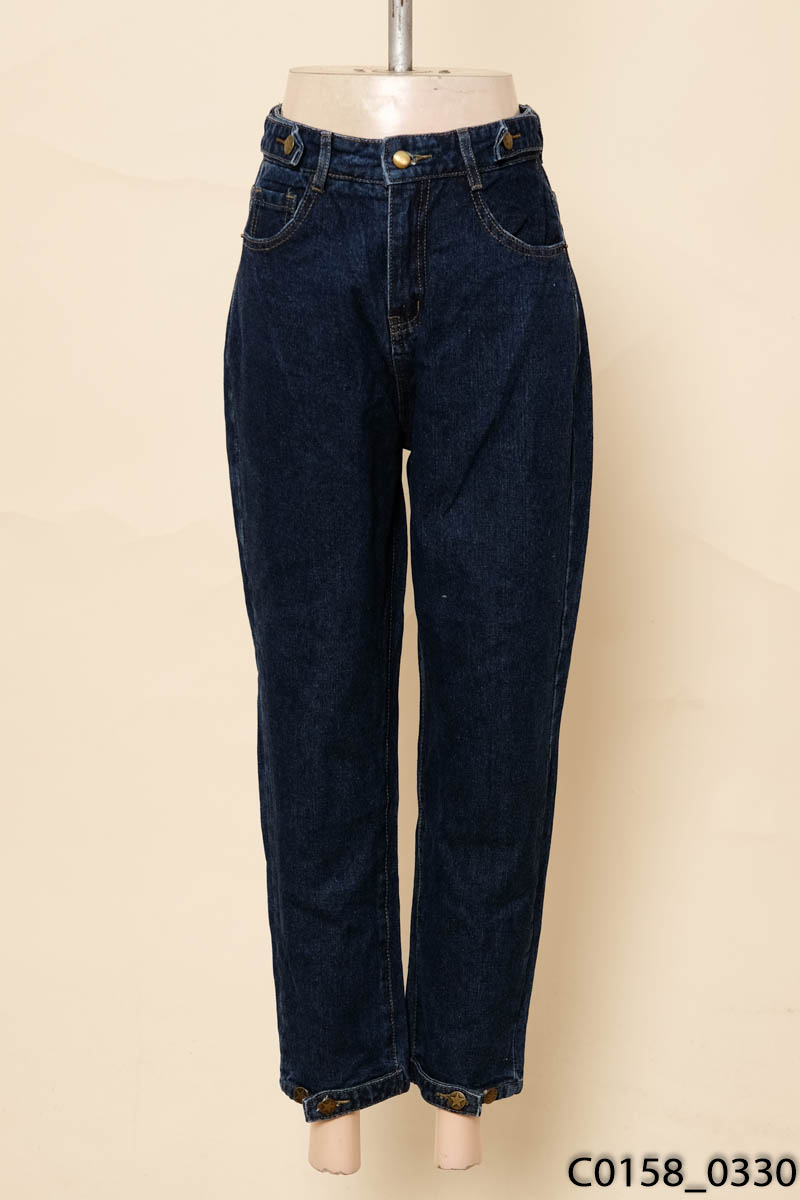 Quần jeans xanh