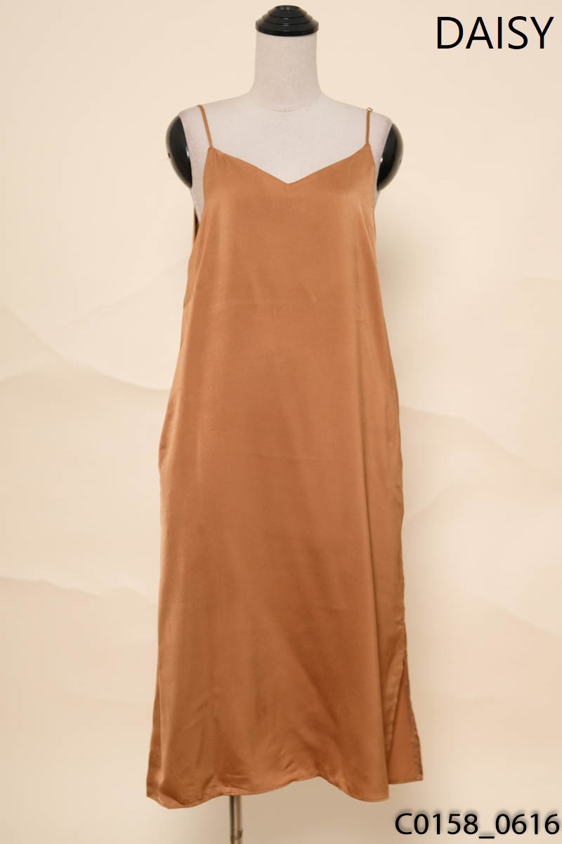 Đầm 2 dây lụa nâu daisy
