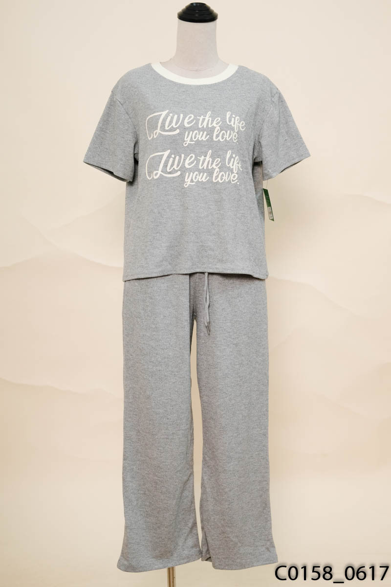CLASSIC FASHION-Set ghi viền be New Tags