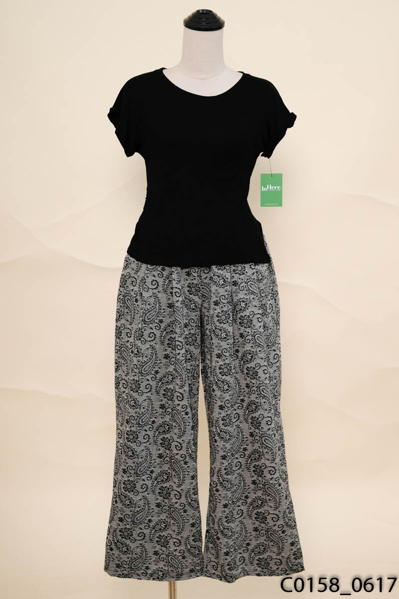 Set áo đen + quần ghi họa tiết đen