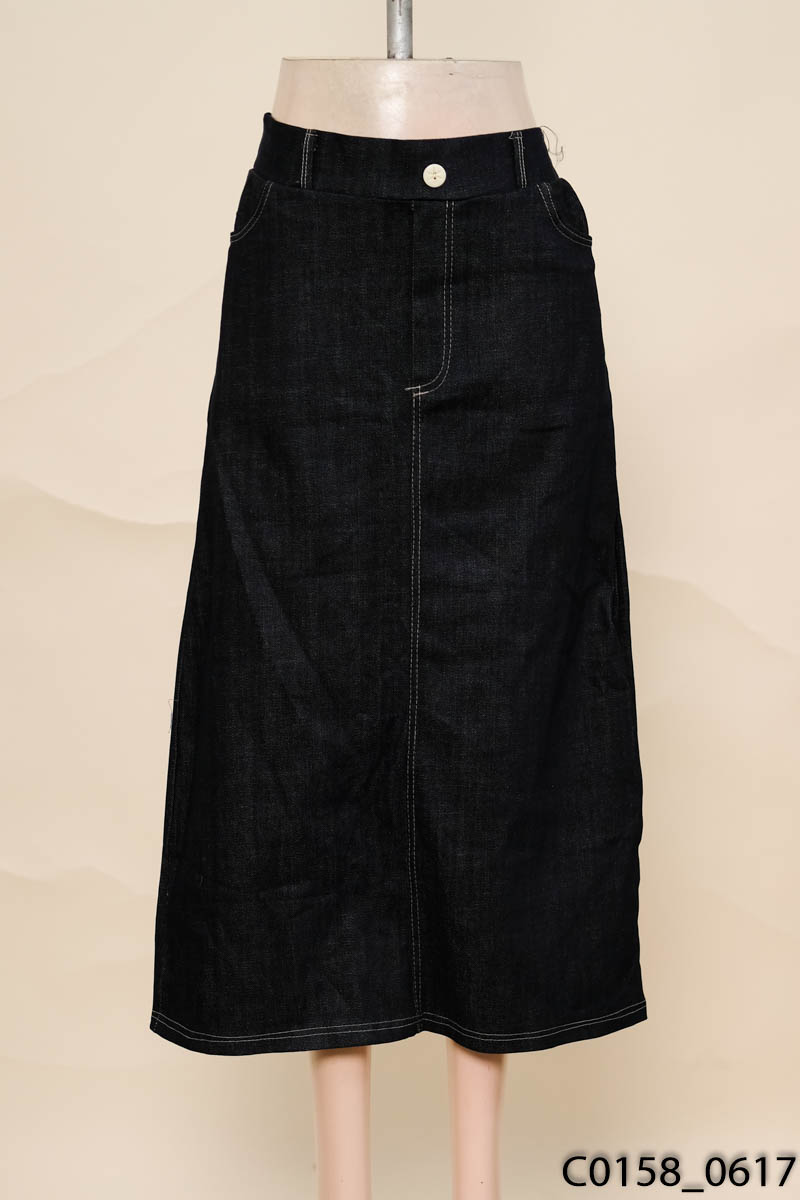 Chân váy jeans xanh cúc be