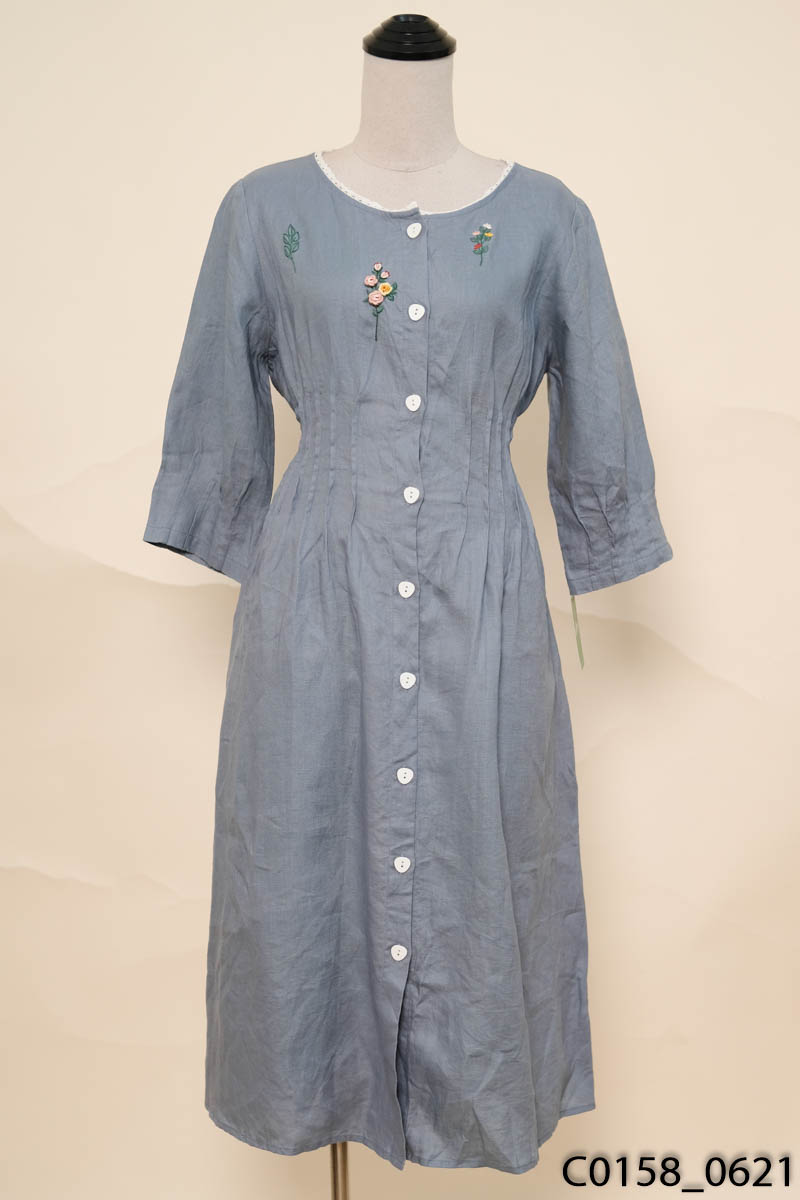 CỎ LAU- Đầm linen xám thêu hoa