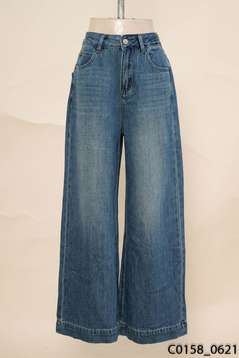 Quần jeans xanh mài ống suông New Tags