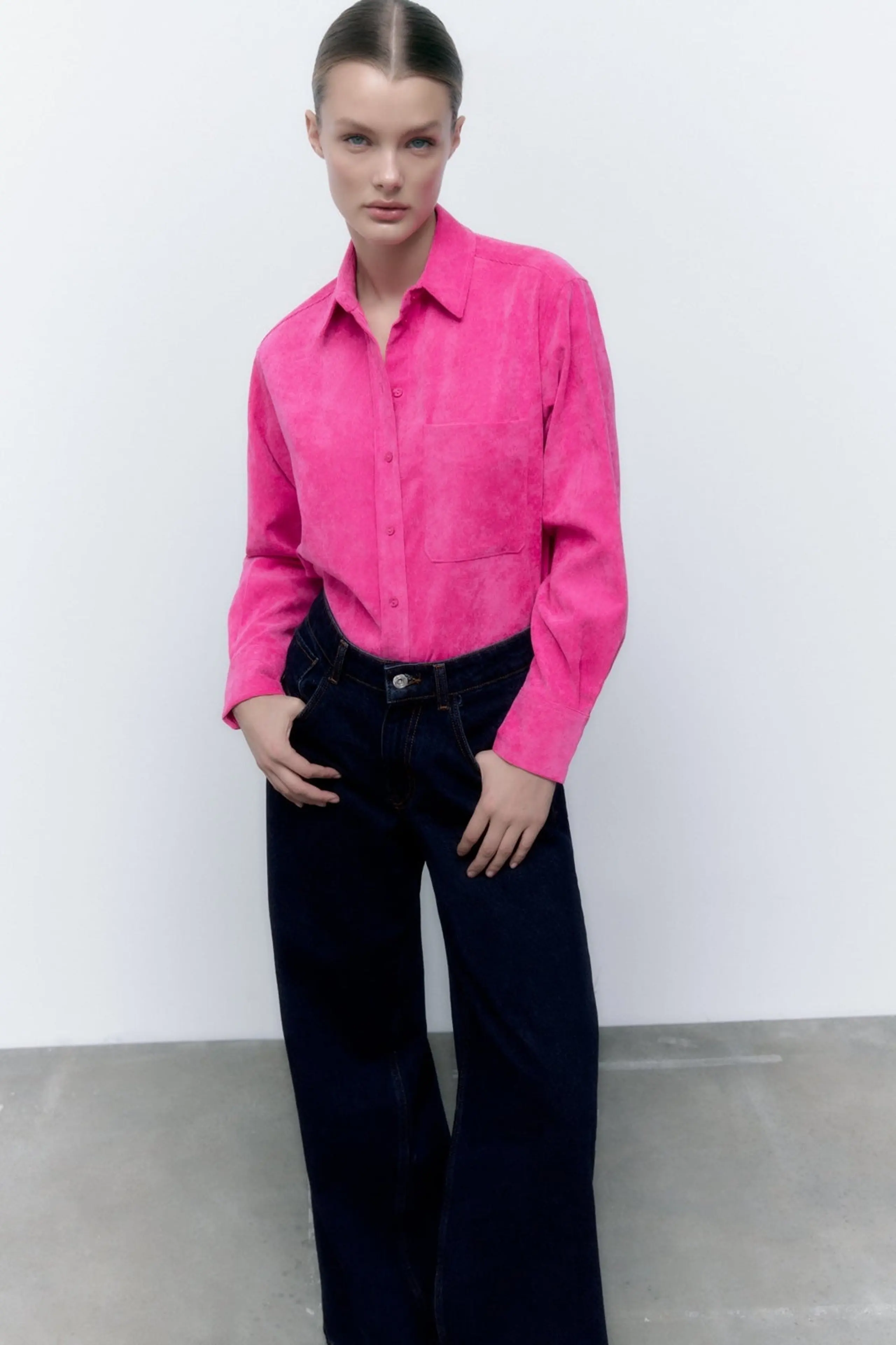 Áo sơ mi nhung hồng Zara