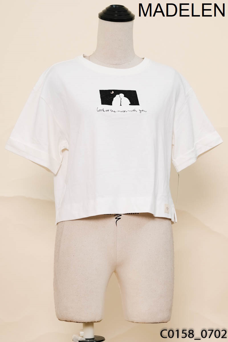 Áo thun trắng họa tiết madelen New Tags