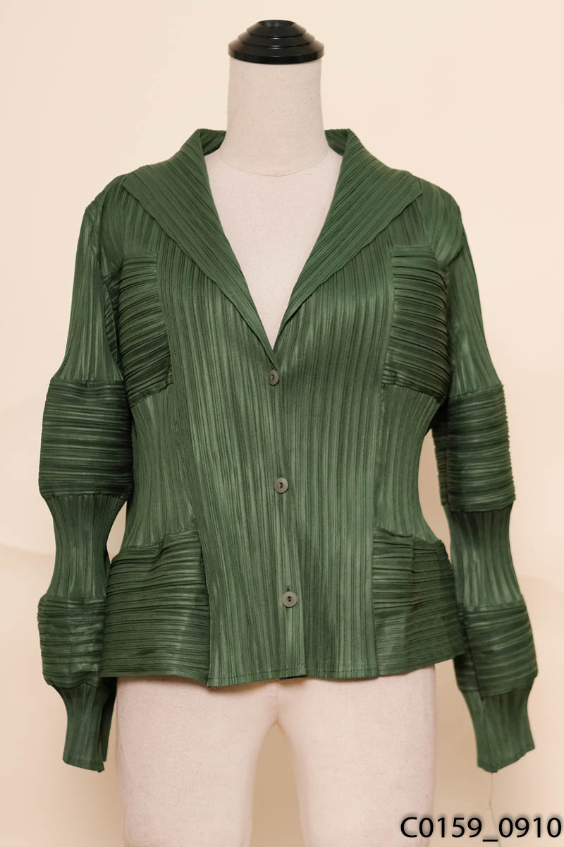 Áo xanh nhún cổ vest