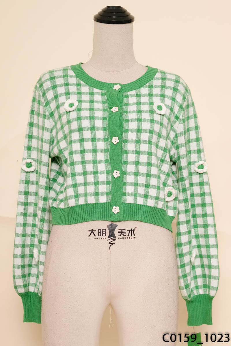 IIEF - Áo cardigan xanh kẻ trắng