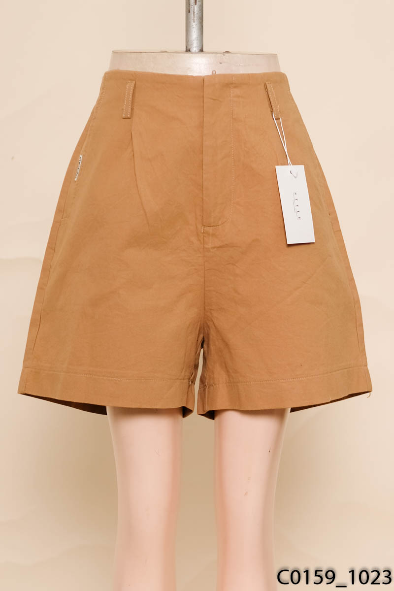 Quần shorts nâu New Tags