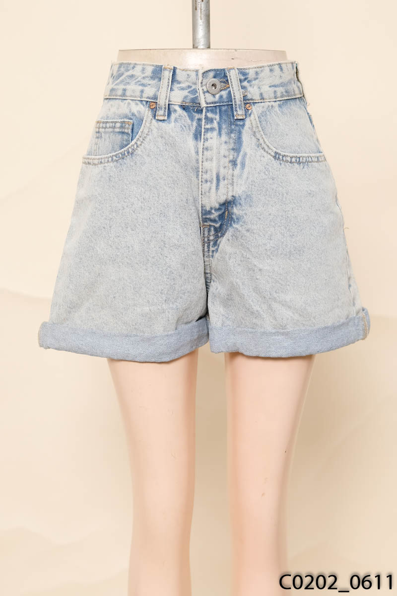 Quần shorts jean xanh nhạt