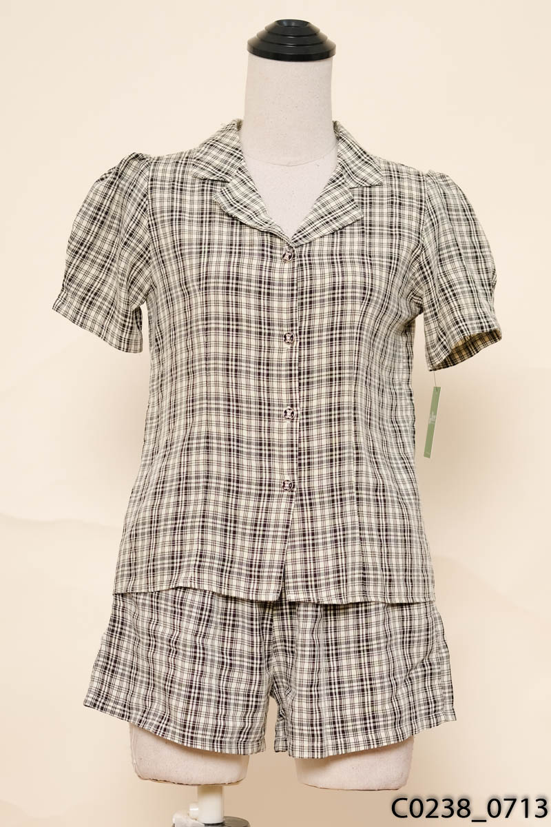Set áo sơ mi kẻ đen be + quần shorts