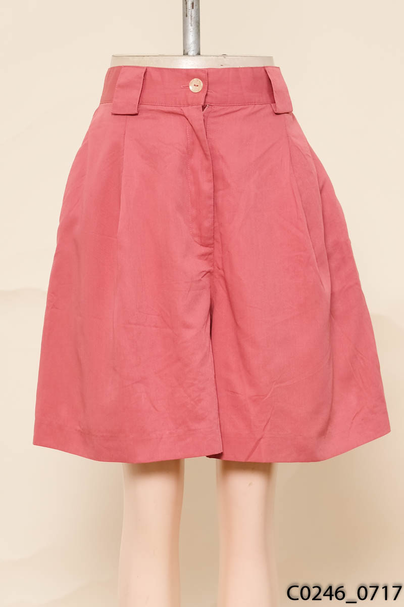 Quần shorts hồng
