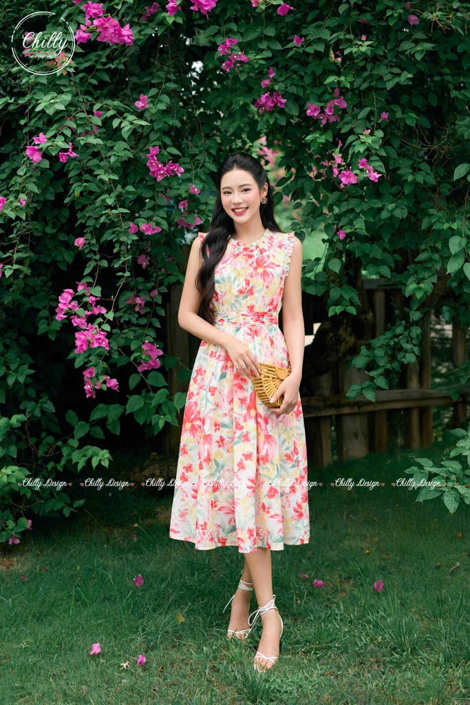 CHILLY - Đầm trắng phối đỏ vàng họa tiết