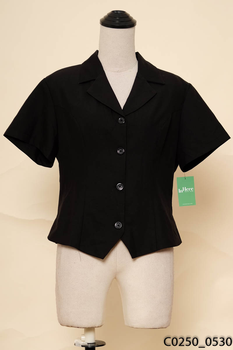 MỘC SHE-Áo đen cổ vest