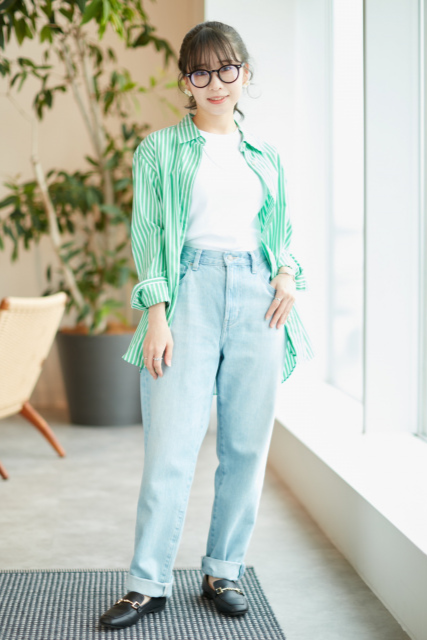 Áo sơ mi xanh kẻ Uniqlo