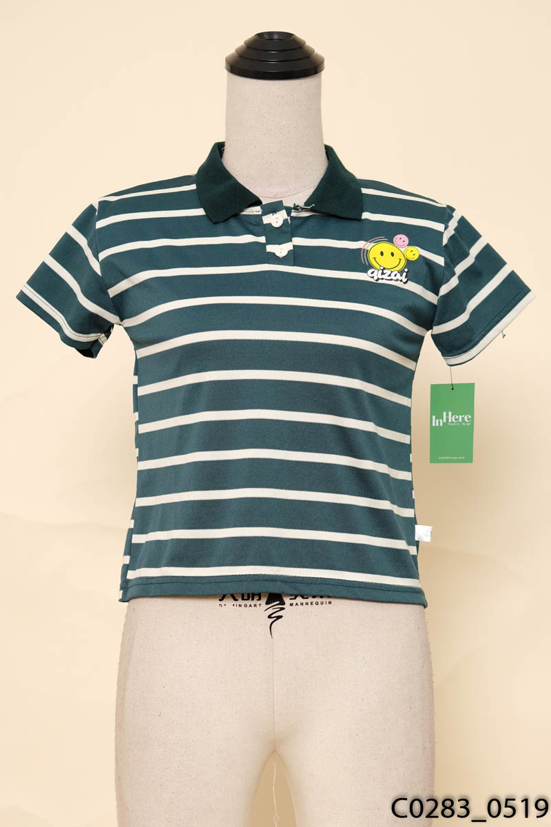 Áo polo xanh kẻ trắng
