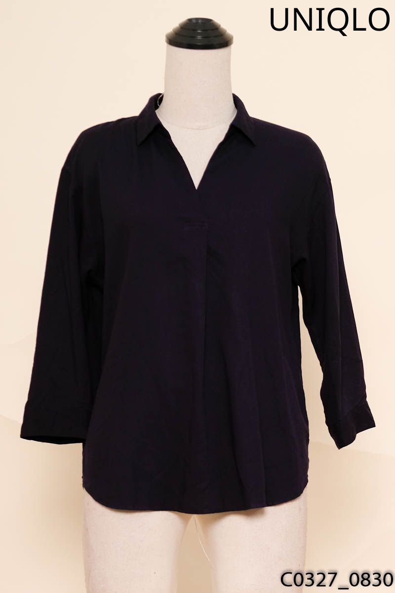 Áo xanh than tay lỡ Uniqlo
