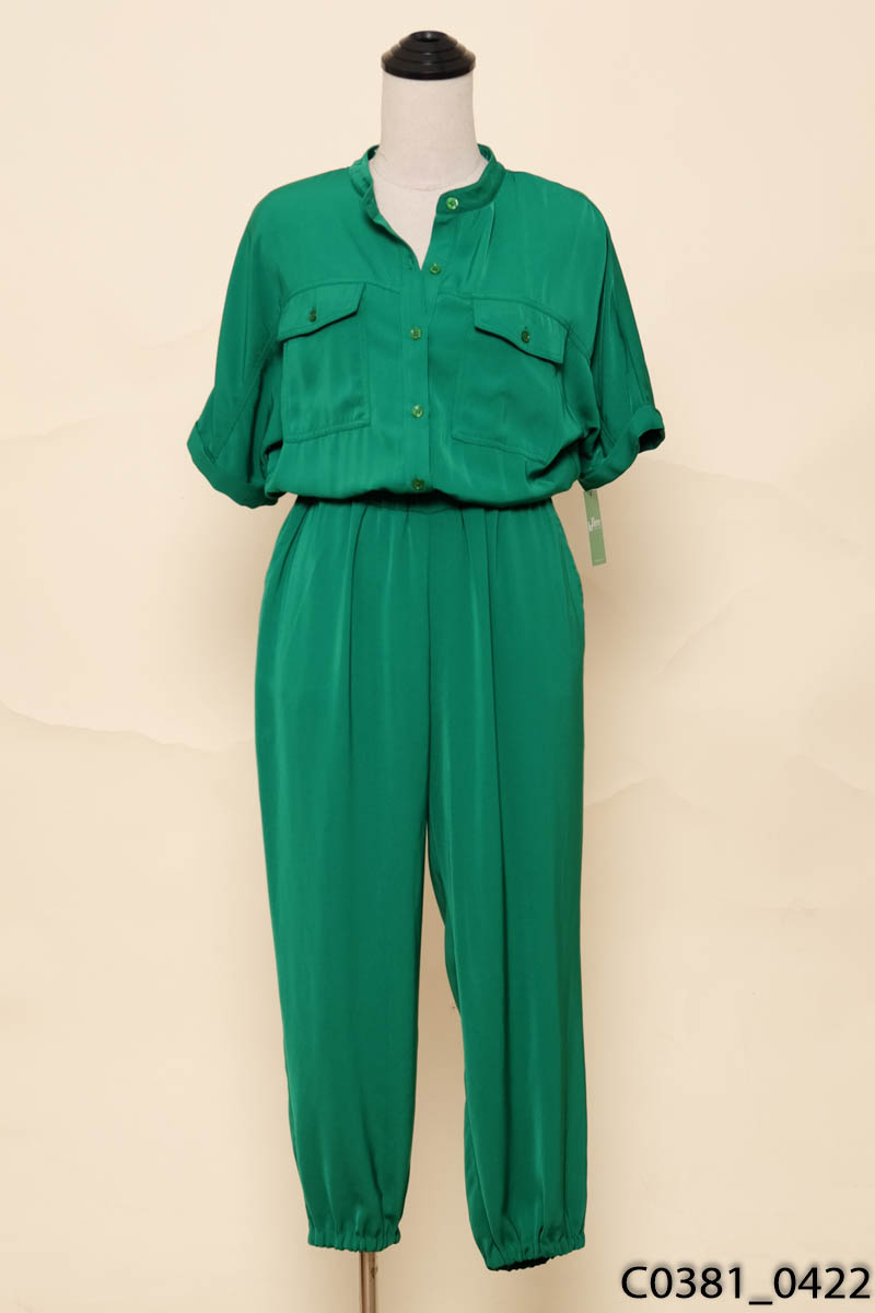 Jumpsuit xanh lá