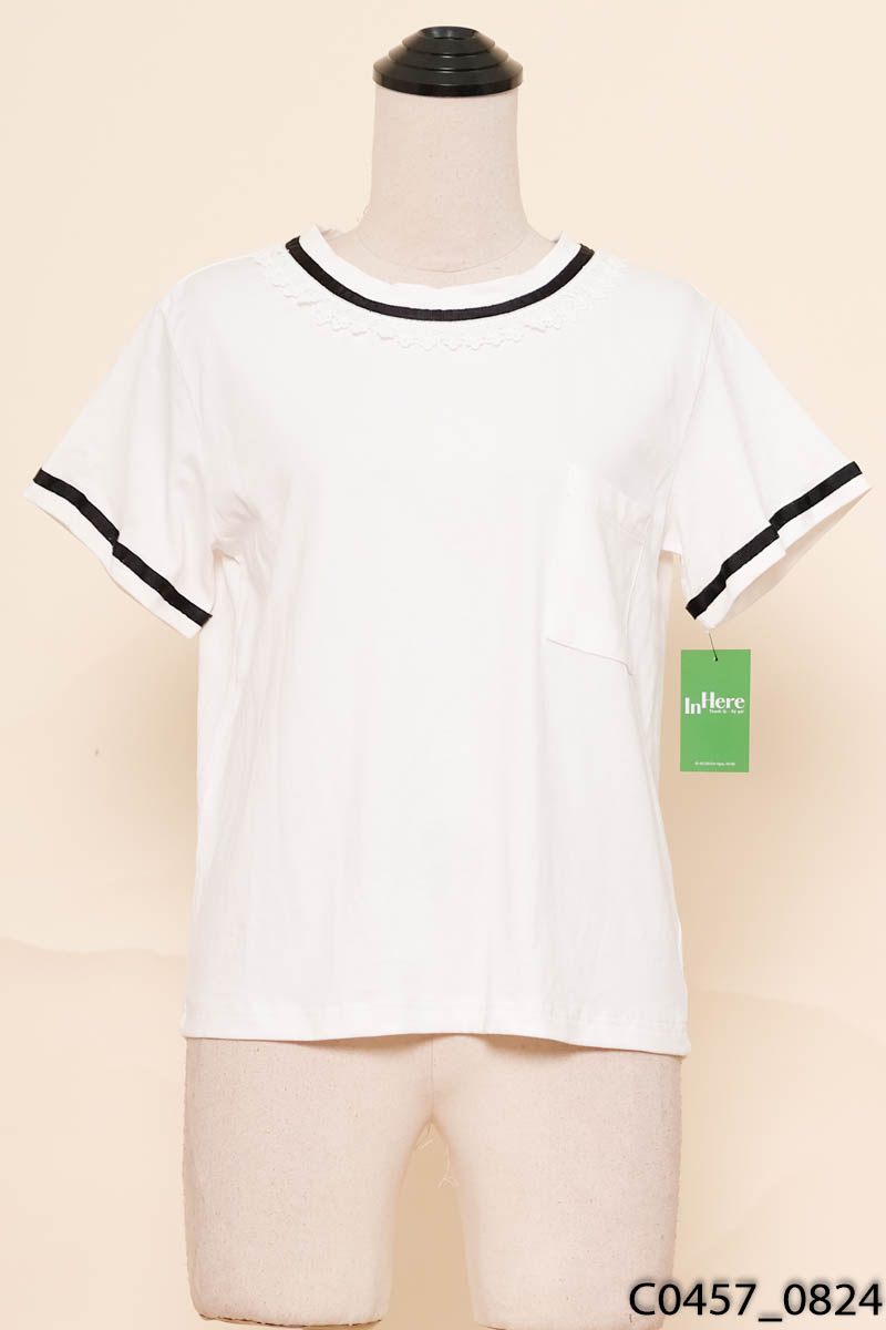 Áo thun trắng viền đen