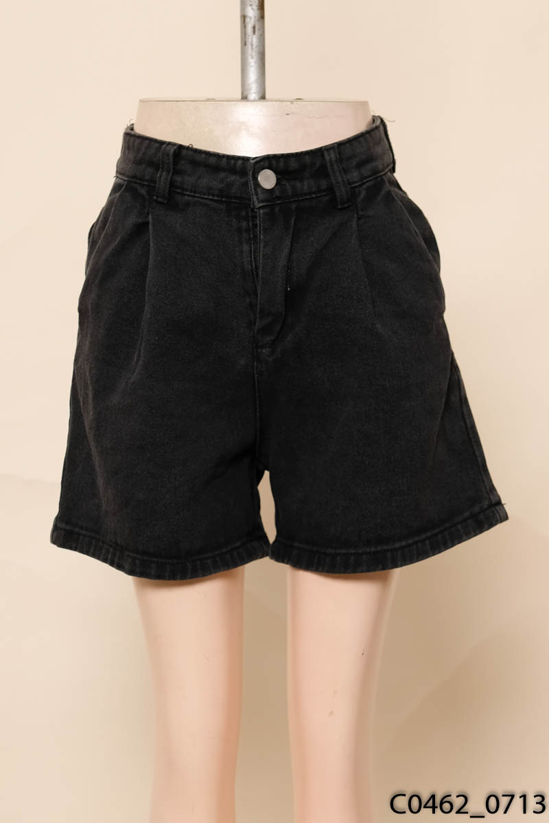 Quần shorts jean đen