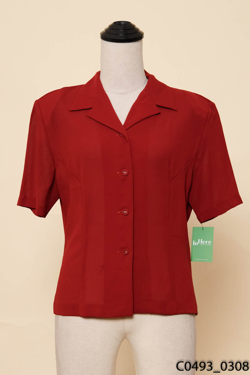 Áo đỏ cổ vest