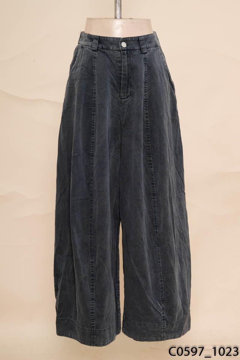 Quần jeans xám ống rộng