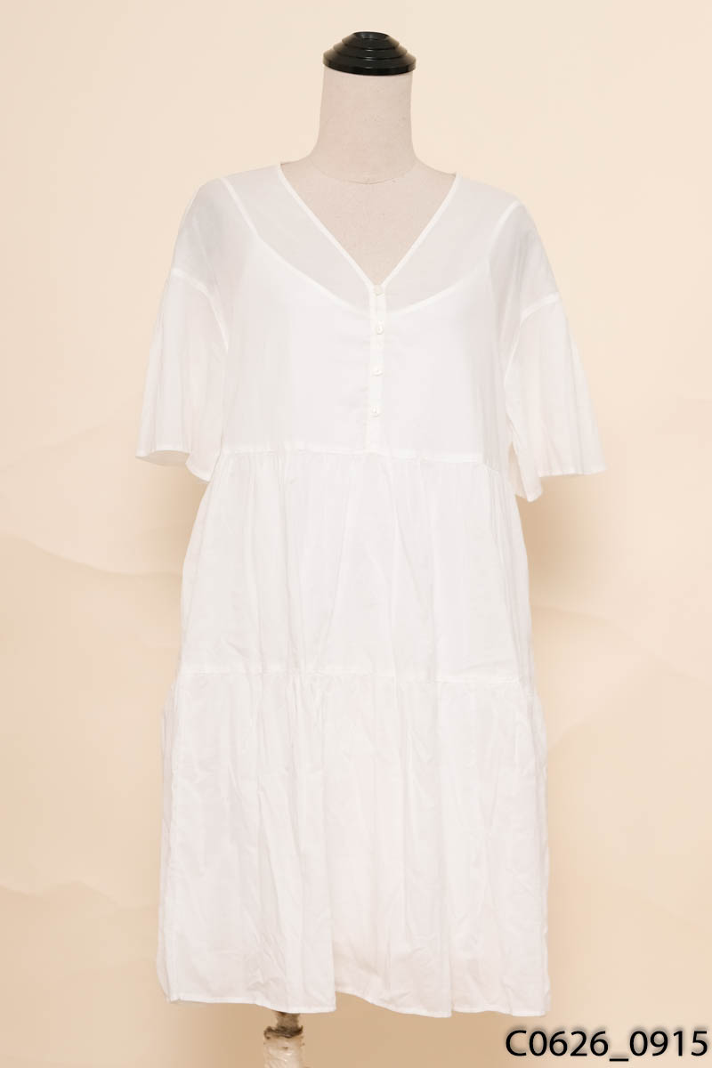 Đầm trắng babydoll cổ V Uniqlo