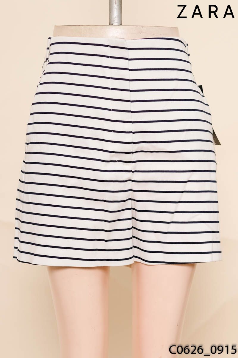 Quần shorts trắng kẻ đen Zara New Tags